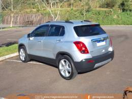 CHEVROLET - TRACKER - 2014/2015 - Prata - R$ 72.000,00
