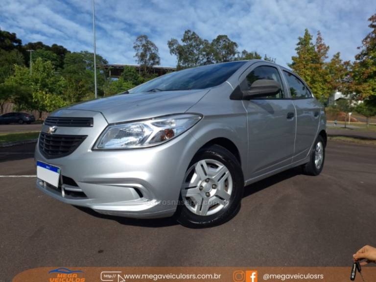 CHEVROLET - ONIX - 2017/2018 - Prata - R$ 49.900,00
