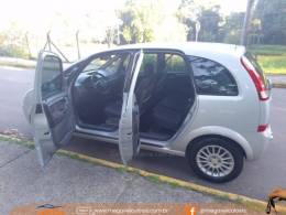 CHEVROLET - MERIVA - 2005/2005 - Prata - R$ 26.000,00