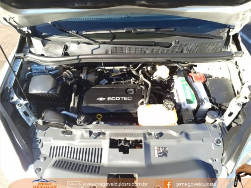 CHEVROLET - TRACKER - 2014/2015 - Prata - R$ 72.000,00
