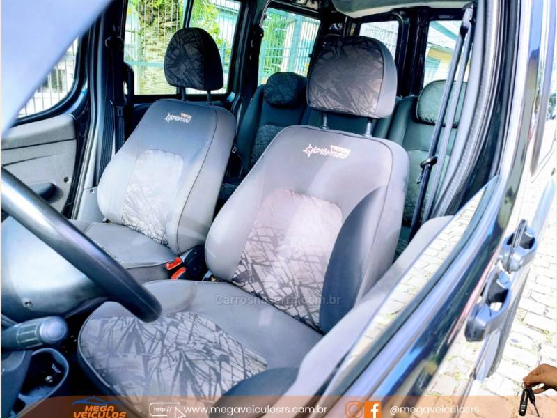 FIAT - DOBLÓ - 2007/2007 - Cinza - R$ 35.000,00