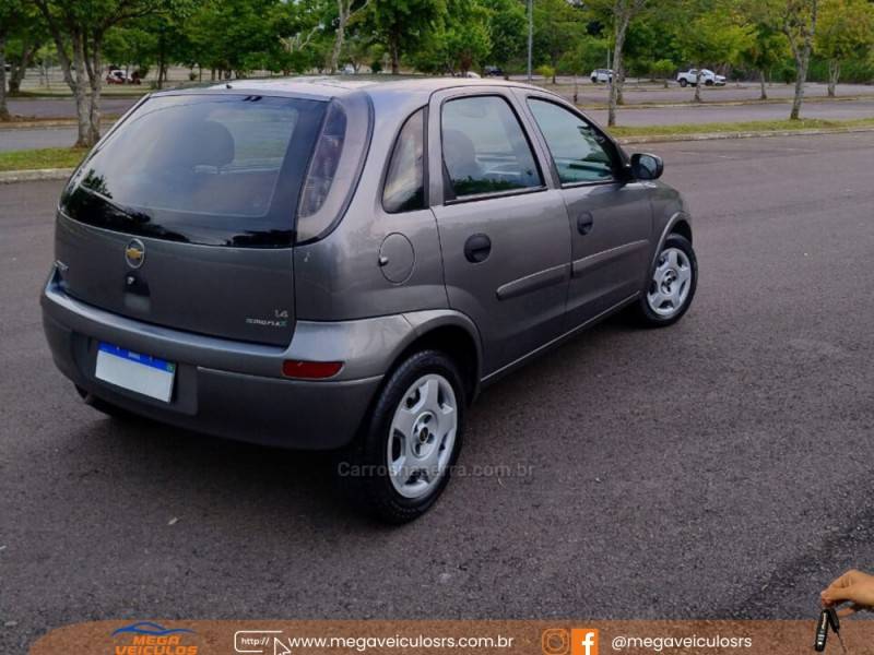 CHEVROLET - CORSA - 2011/2012 - Cinza - R$ 34.900,00