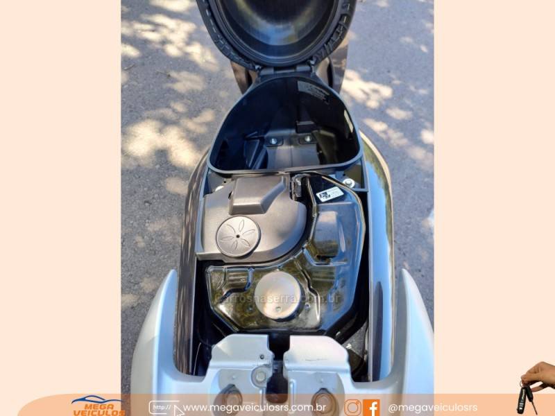 HONDA - BIZ 125 - 2020/2020 - Cinza - R$ 16.000,00