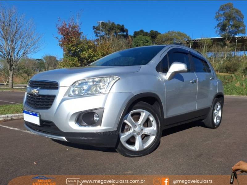 CHEVROLET - TRACKER - 2014/2015 - Prata - R$ 72.000,00