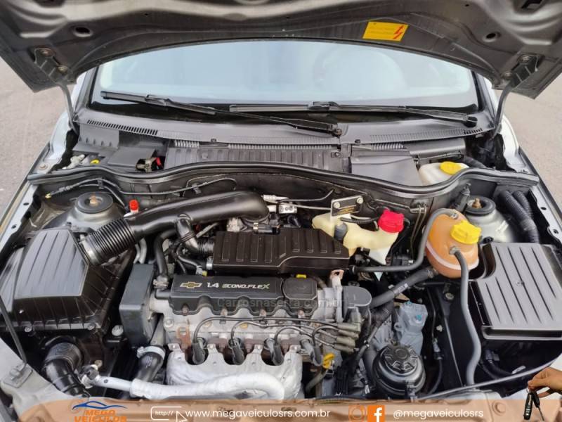 CHEVROLET - CORSA - 2011/2012 - Cinza - R$ 34.900,00