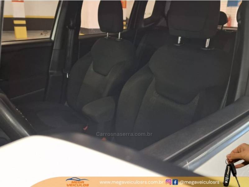 JEEP - RENEGADE - 2016/2016 - Branca - R$ 95.000,00