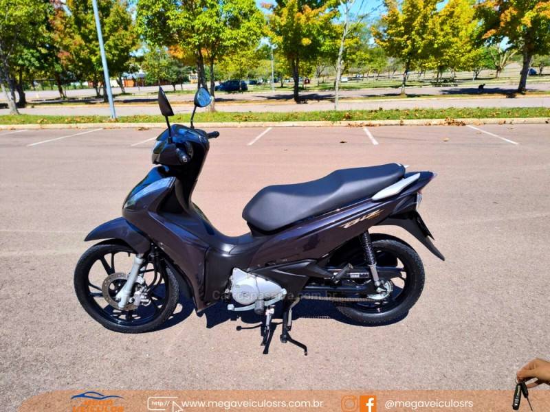 HONDA - BIZ 125 - 2020/2020 - Cinza - R$ 16.000,00