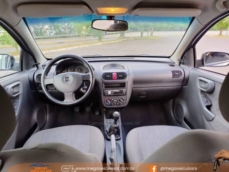 CHEVROLET - CORSA - 2011/2012 - Cinza - R$ 34.900,00
