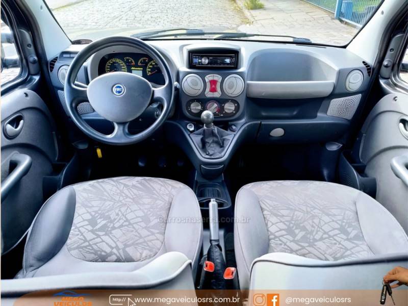 FIAT - DOBLÓ - 2007/2007 - Cinza - R$ 35.000,00