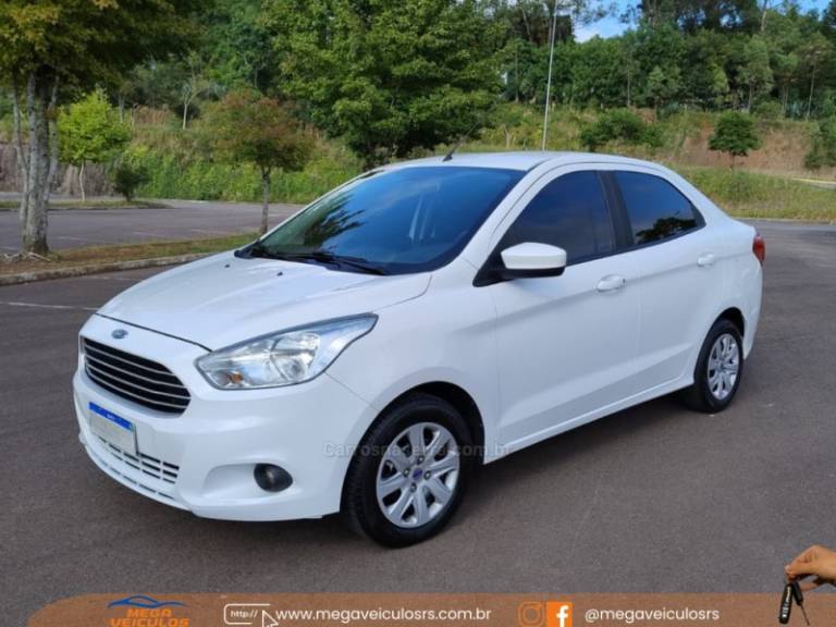 FORD - KA - 2016/2017 - Branca - R$ 46.900,00