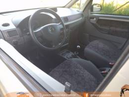 CHEVROLET - MERIVA - 2005/2005 - Prata - R$ 26.000,00