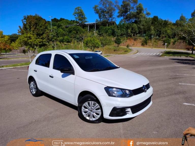 VOLKSWAGEN - GOL - 2018/2018 - Branca - R$ 48.000,00