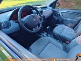RENAULT - DUSTER - 2015/2015 - Verde - R$ 55.000,00